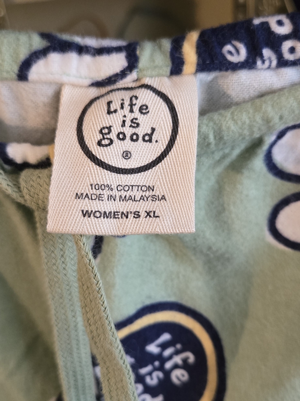 Life is Good Women's Green Daisy Pajama Pants - Picture 4 of 5